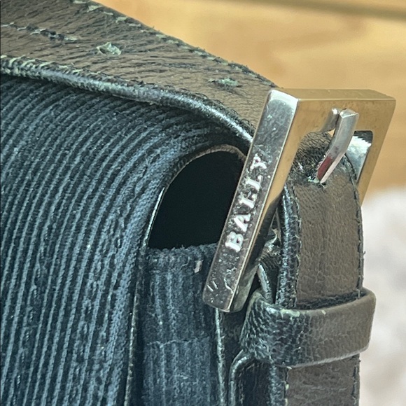 BALLY VINTAGE Black Corduroy Geometric Baguette Bag - PRISTINE - Picture 12 of 16